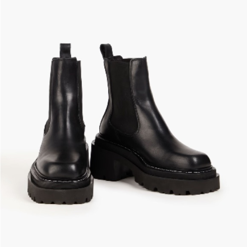 SANDRO Black Genuine Leather Lug sole Chelsea Women's Boot - Picture 2 of 8